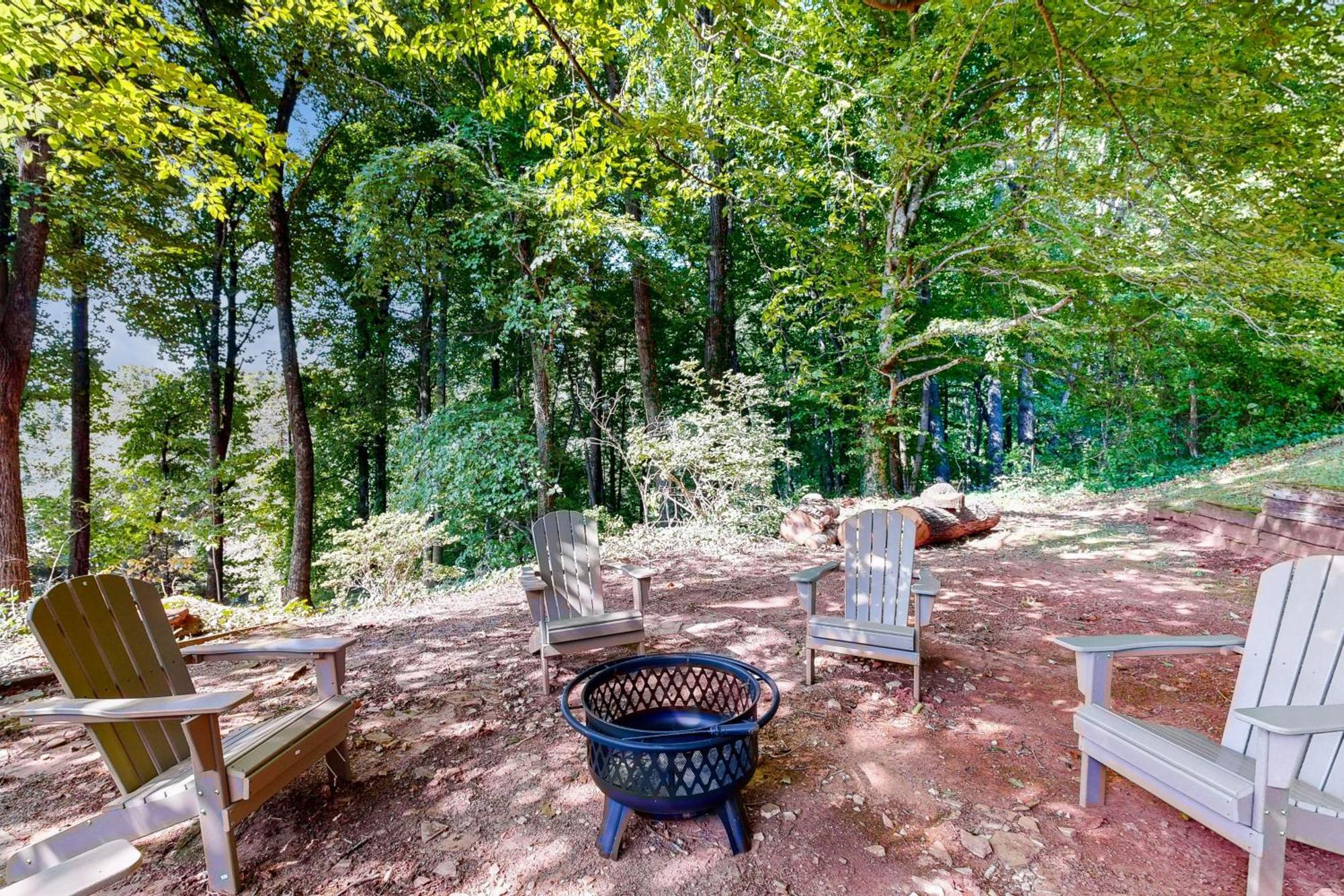 Valley View Lodge At Camp Rockmont 블랙 마운틴 외부 사진